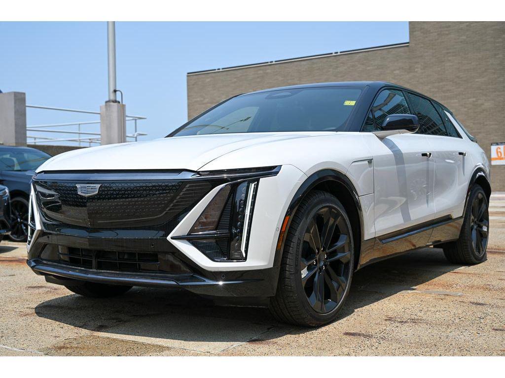 new 2025 Cadillac LYRIQ car, priced at $70,320