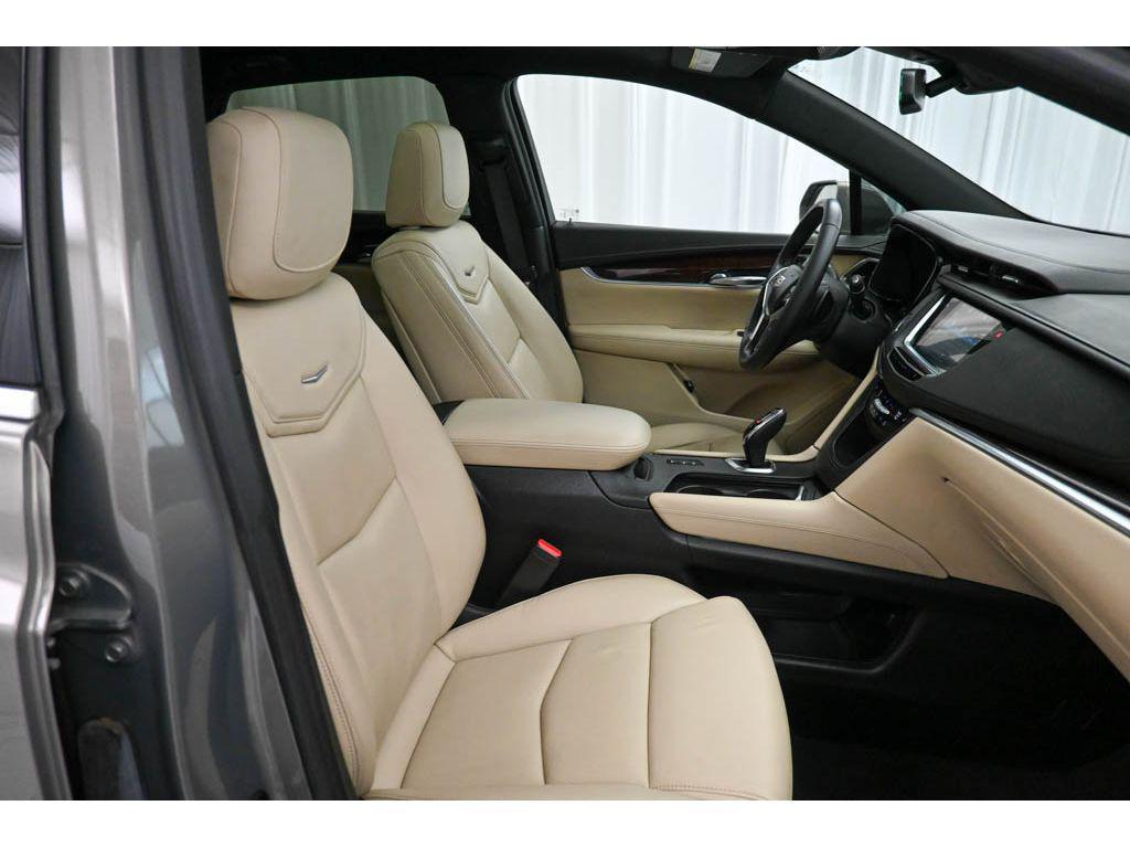 used 2018 Cadillac XT5 car, priced at $23,995