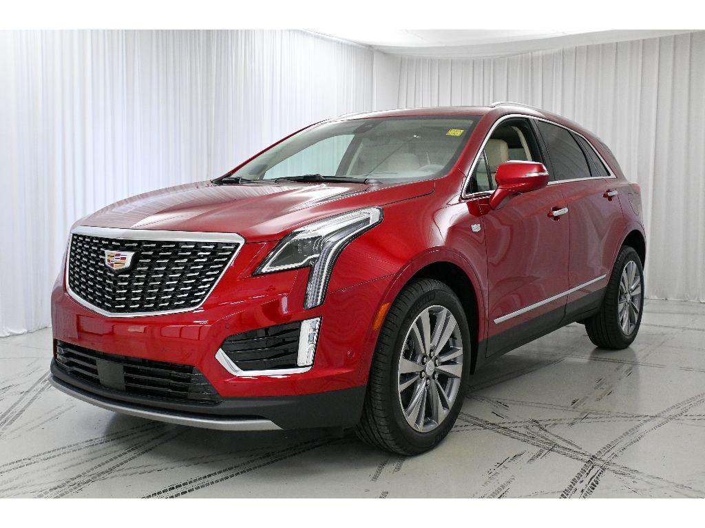 new 2025 Cadillac XT5 car, priced at $60,990