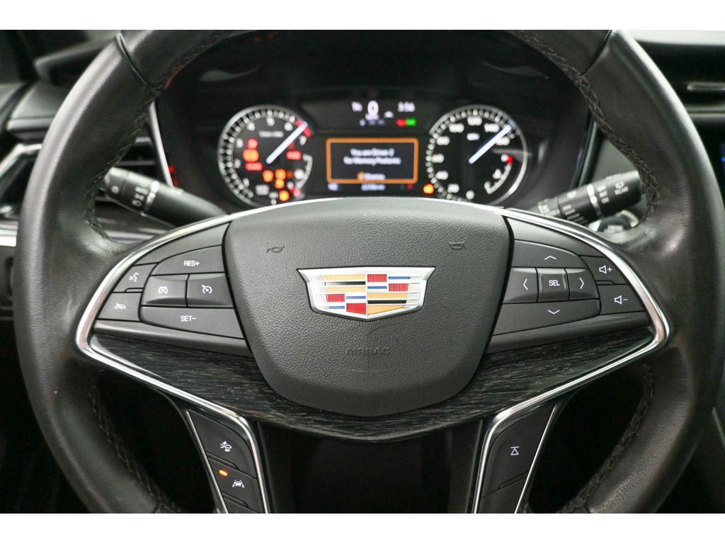 used 2022 Cadillac XT5 car, priced at $30,925