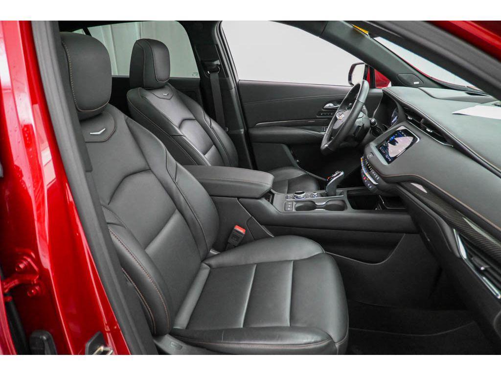used 2023 Cadillac XT4 car, priced at $29,992