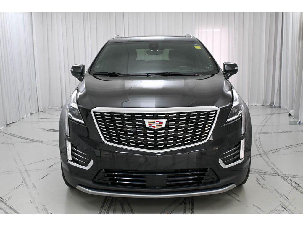 used 2024 Cadillac XT5 car, priced at $39,992