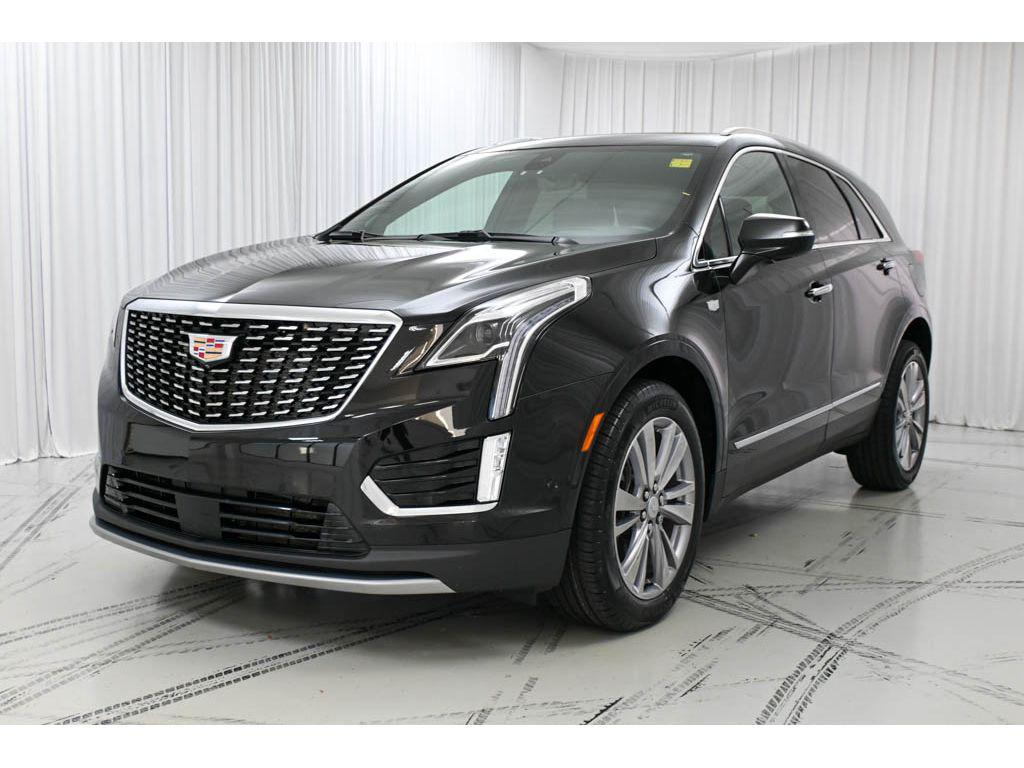 used 2024 Cadillac XT5 car, priced at $39,992