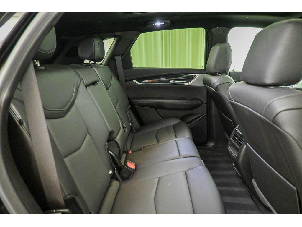 used 2024 Cadillac XT5 car, priced at $39,992