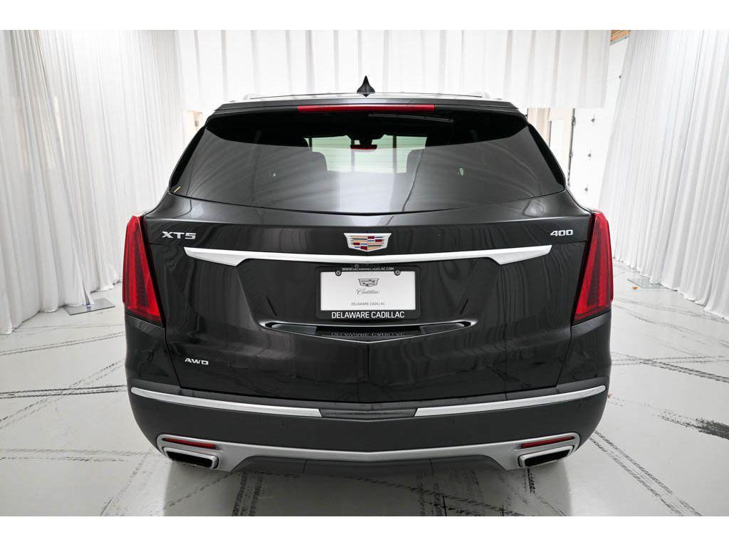 used 2024 Cadillac XT5 car, priced at $39,992