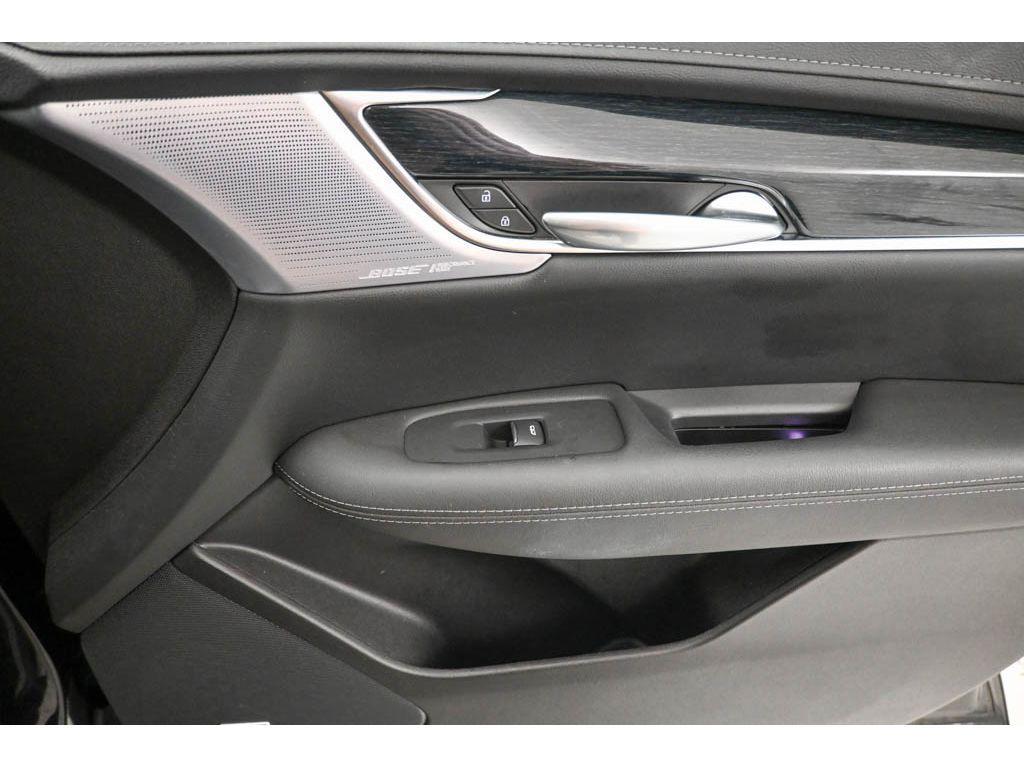 used 2024 Cadillac XT5 car, priced at $39,992