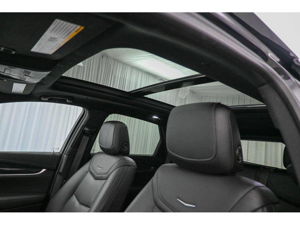 used 2021 Cadillac XT5 car, priced at $23,099