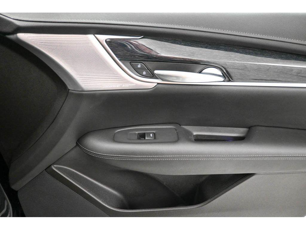 used 2021 Cadillac XT5 car, priced at $23,099