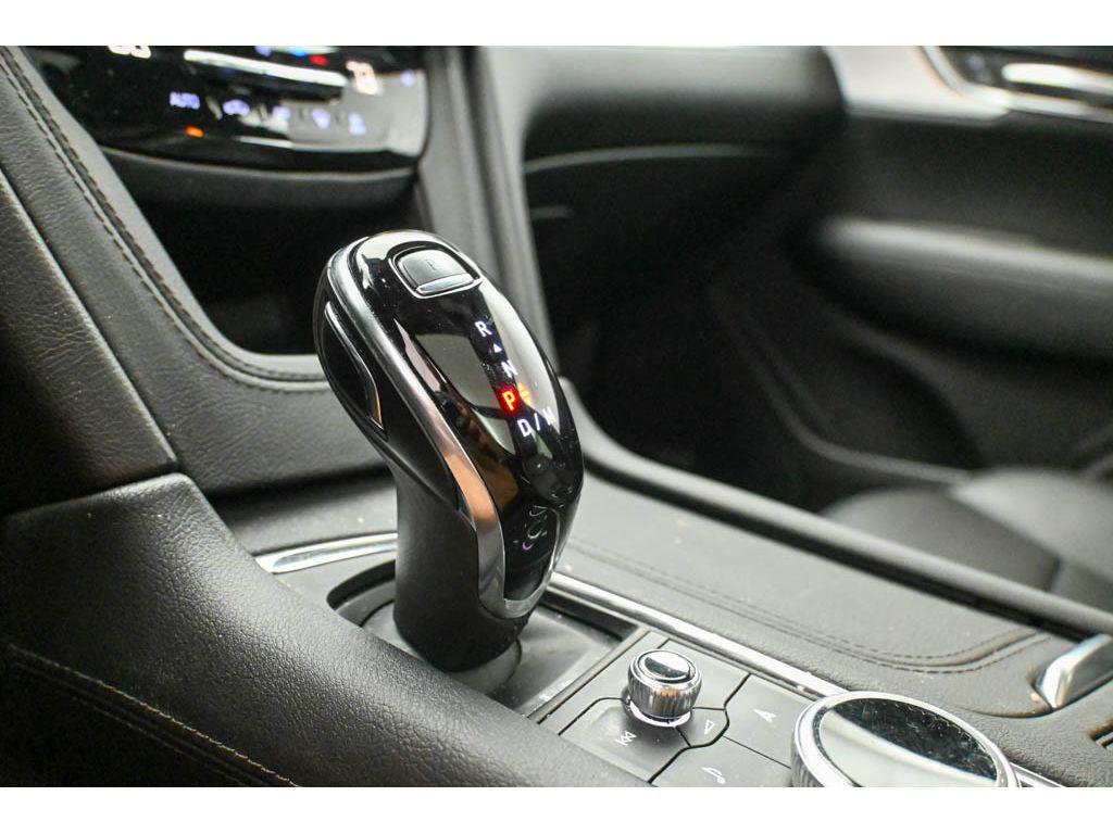 used 2021 Cadillac XT5 car, priced at $23,099