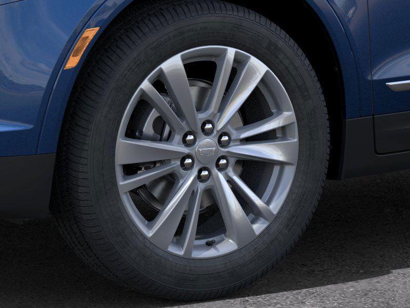 new 2025 Cadillac XT5 car, priced at $51,115