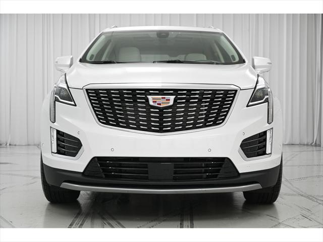 new 2025 Cadillac XT5 car, priced at $58,490