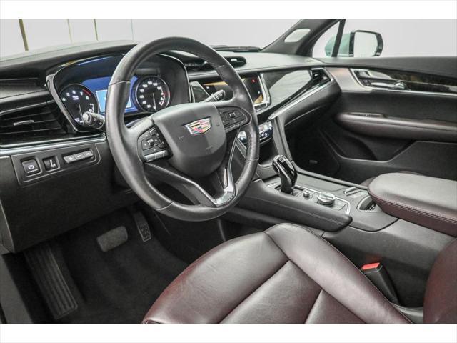 used 2023 Cadillac XT6 car, priced at $38,992