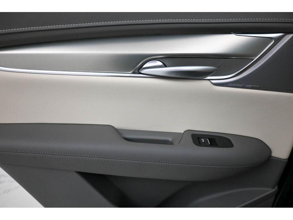 new 2025 Cadillac XT5 car, priced at $54,715