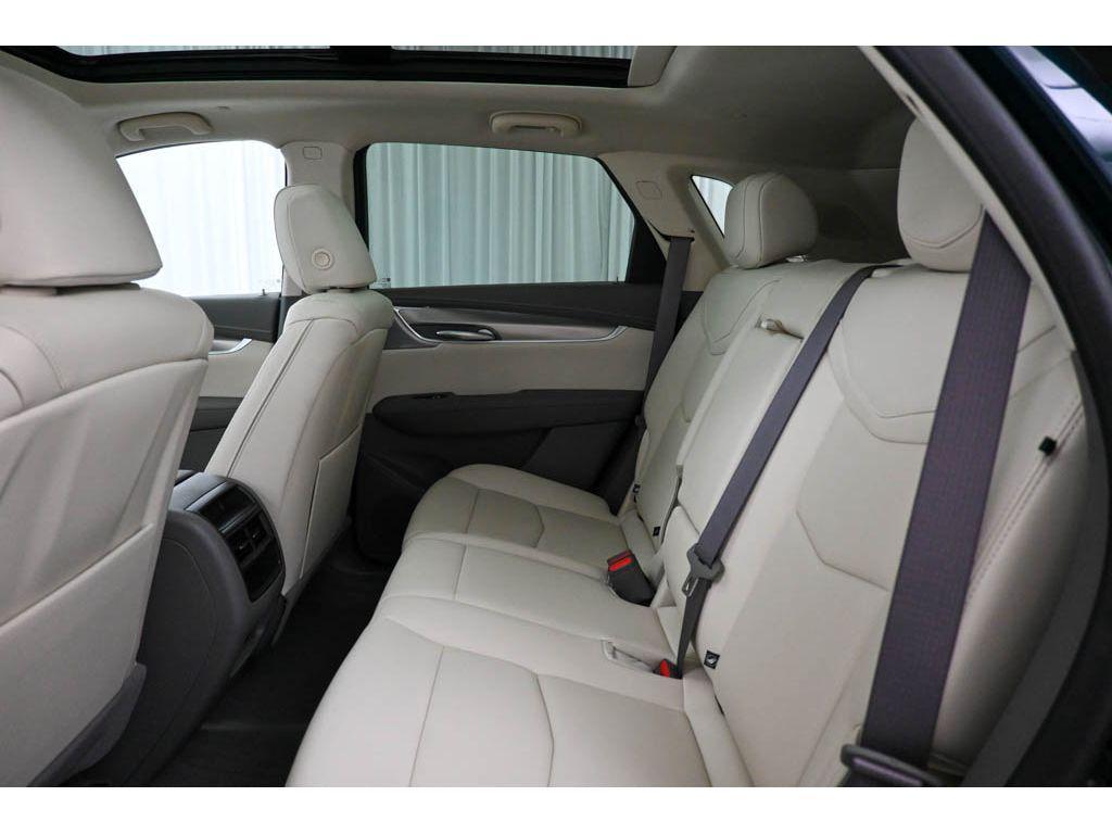 new 2025 Cadillac XT5 car, priced at $54,715