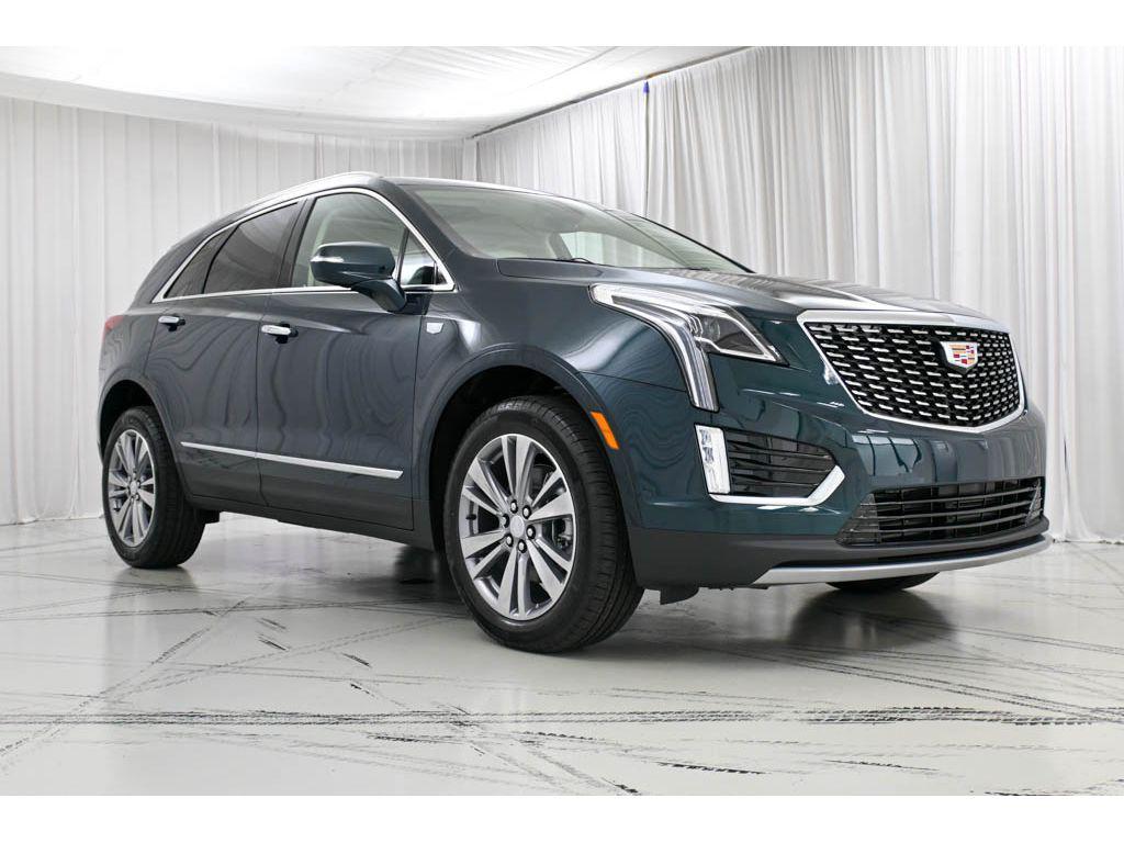 new 2025 Cadillac XT5 car, priced at $54,715