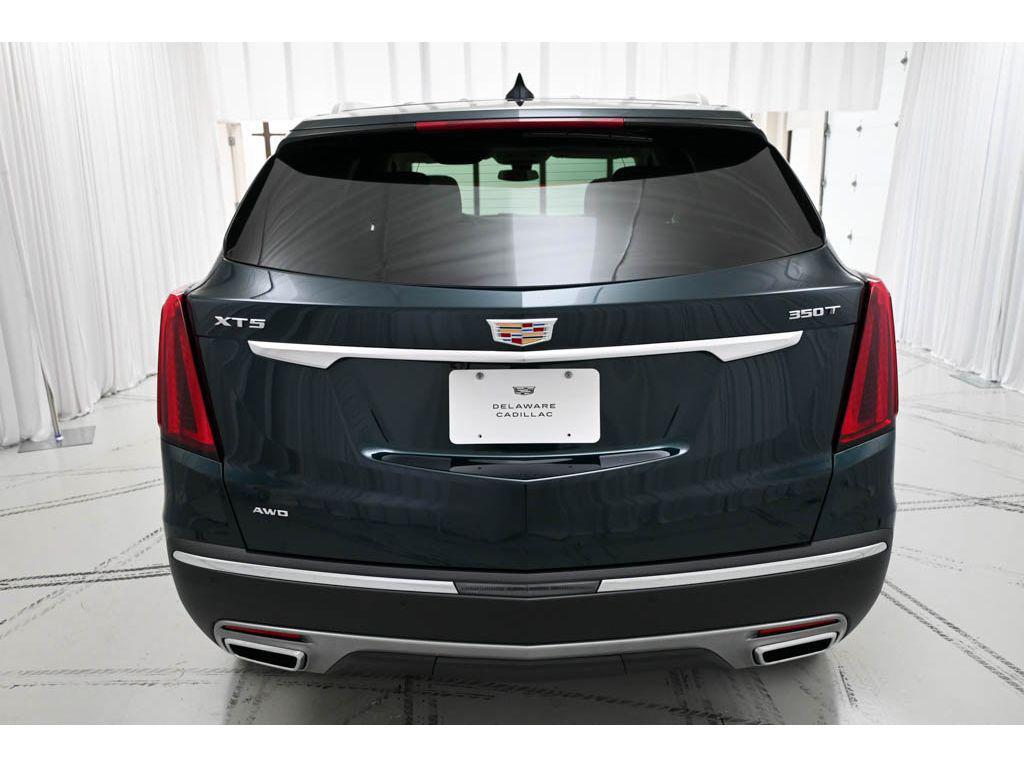 new 2025 Cadillac XT5 car, priced at $54,715