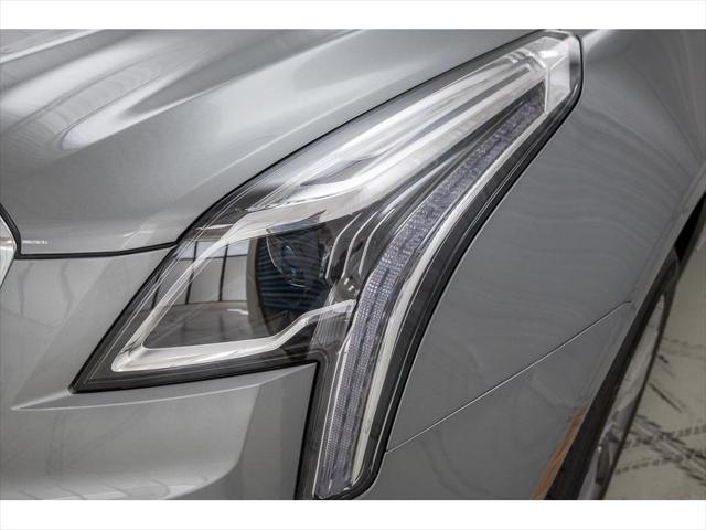 new 2025 Cadillac XT5 car, priced at $52,090