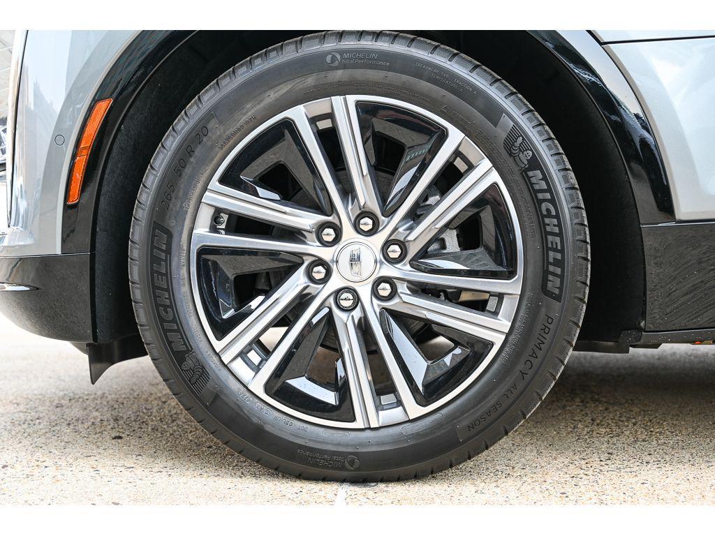 new 2025 Cadillac LYRIQ car, priced at $63,590