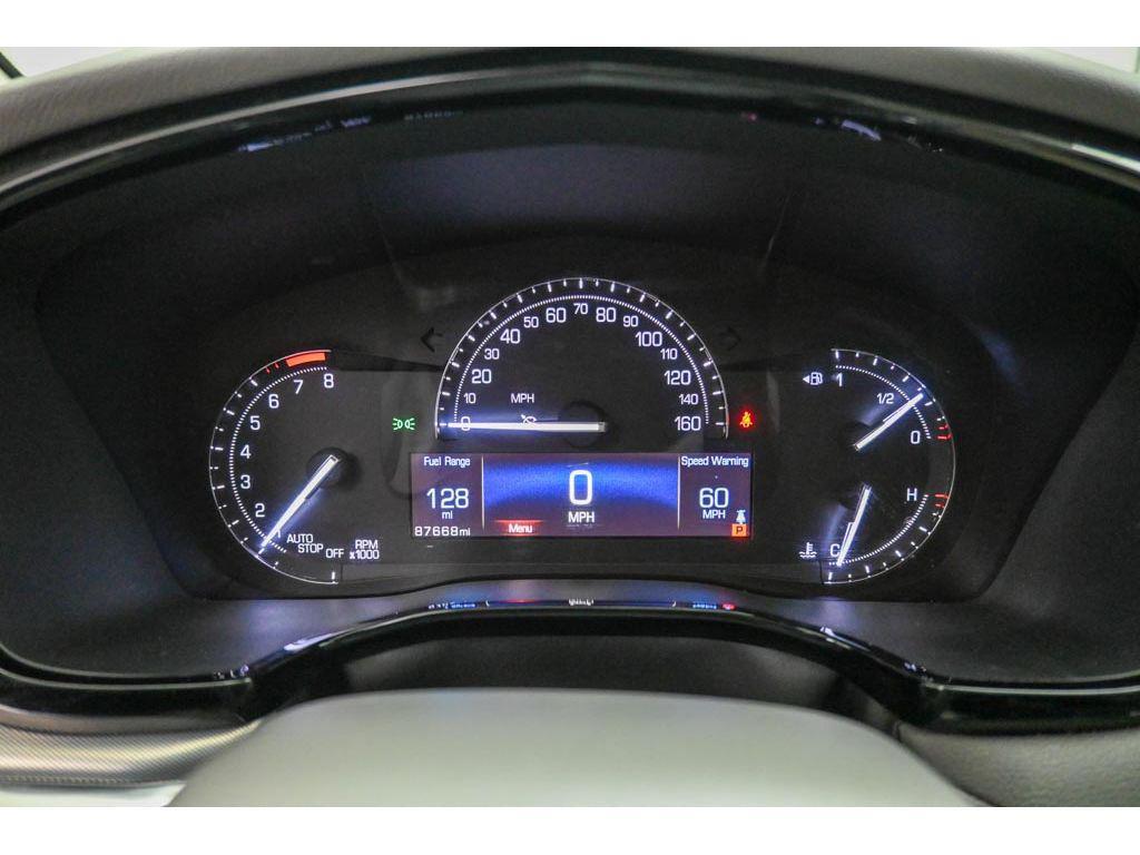 used 2017 Cadillac XT5 car, priced at $17,992