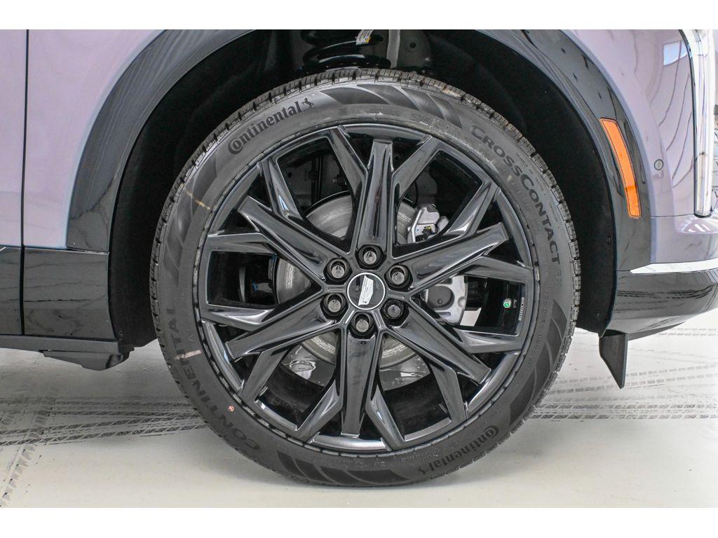 new 2025 Cadillac OPTIQ car, priced at $63,260