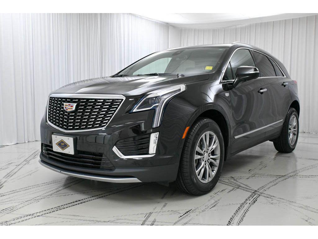 used 2022 Cadillac XT5 car, priced at $32,315
