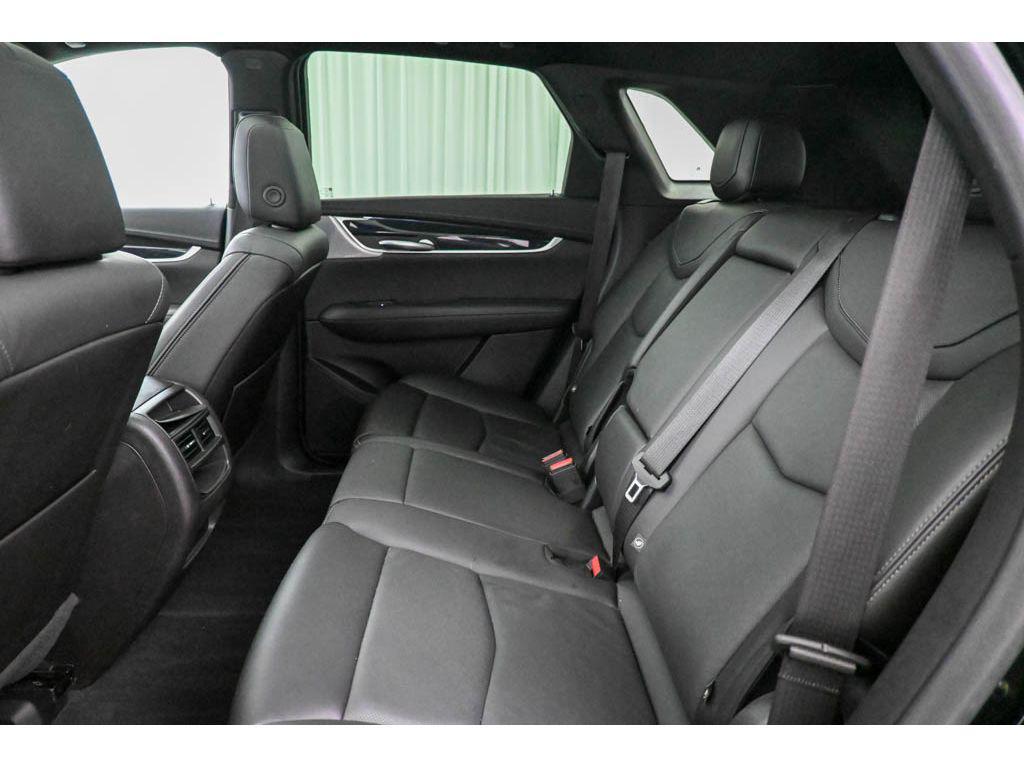 used 2022 Cadillac XT5 car, priced at $32,315