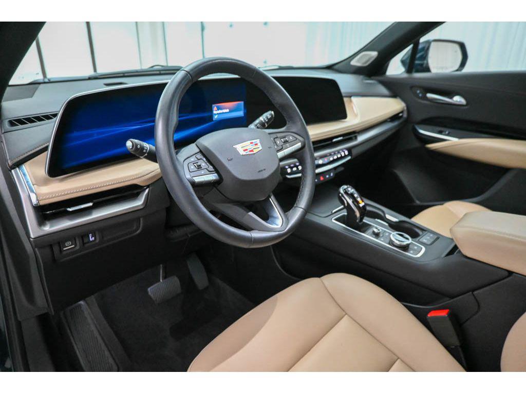 used 2024 Cadillac XT4 car, priced at $32,622