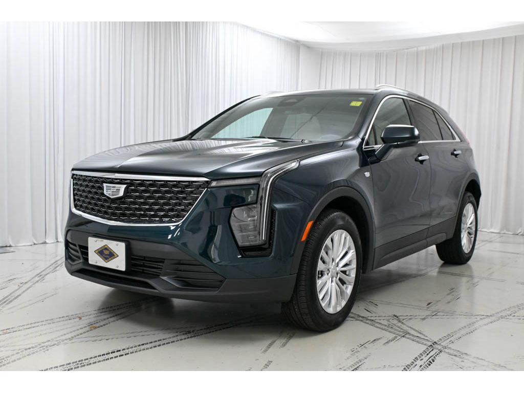 used 2024 Cadillac XT4 car, priced at $32,622