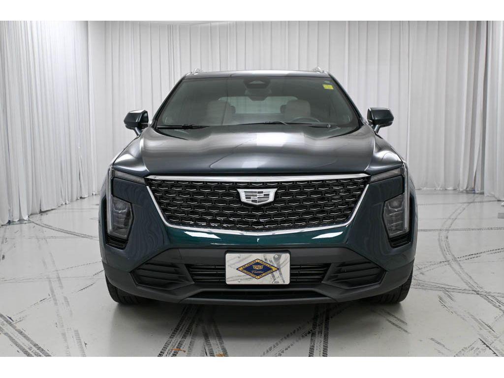 used 2024 Cadillac XT4 car, priced at $32,622