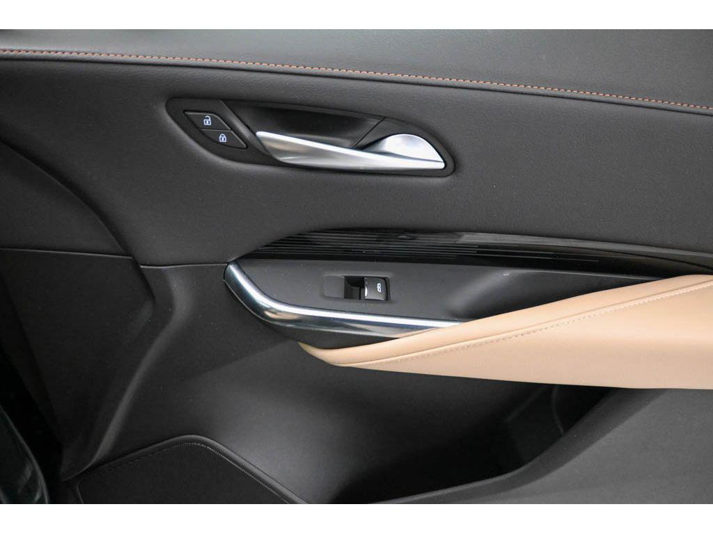 used 2024 Cadillac XT4 car, priced at $32,622