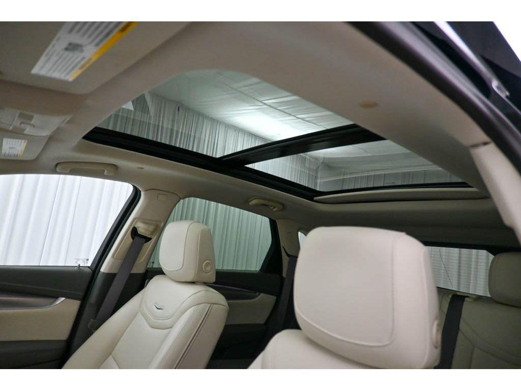 used 2025 Cadillac XT5 car, priced at $50,115