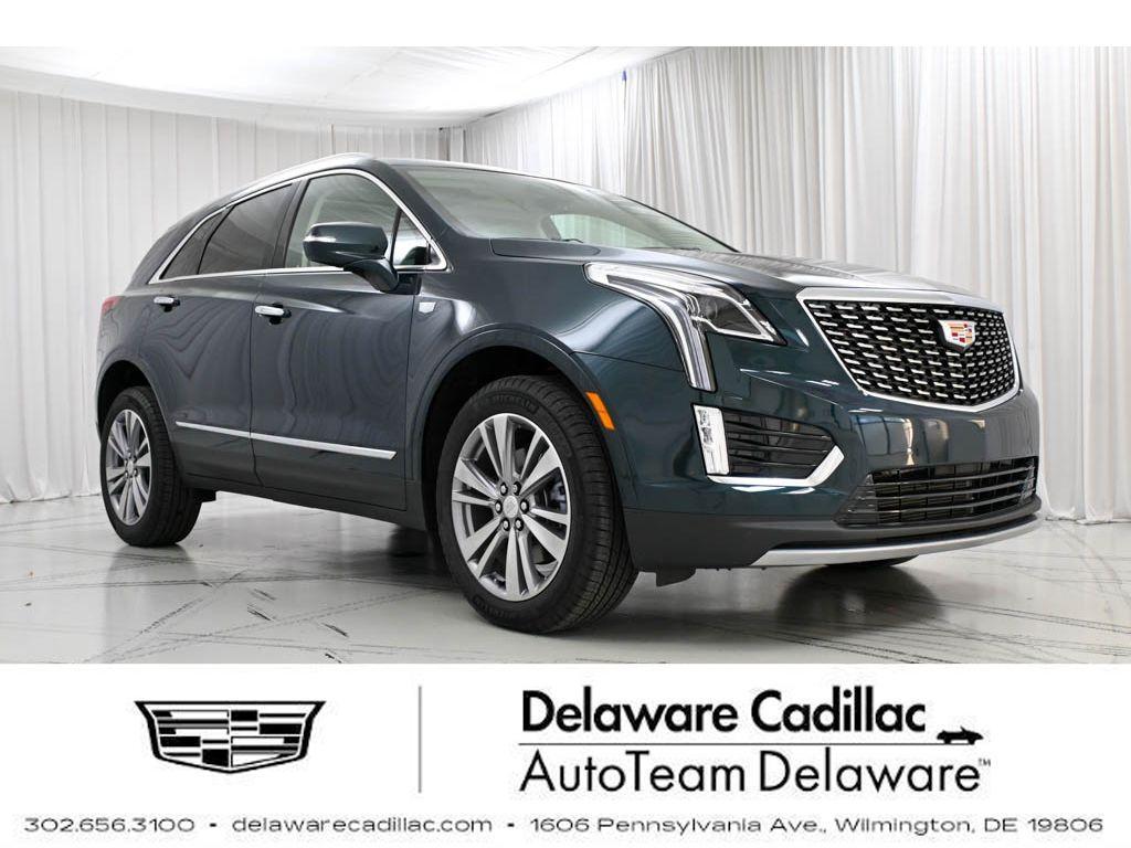 used 2025 Cadillac XT5 car, priced at $50,115