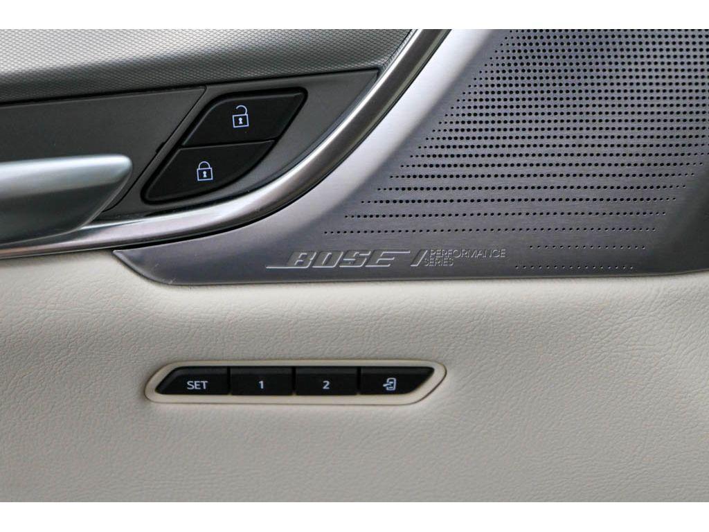 used 2025 Cadillac XT5 car, priced at $50,115