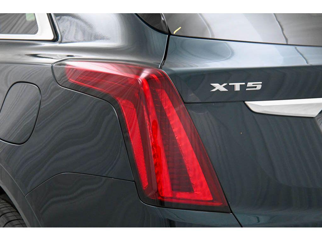 used 2025 Cadillac XT5 car, priced at $50,115
