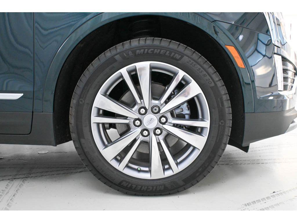 used 2025 Cadillac XT5 car, priced at $50,115