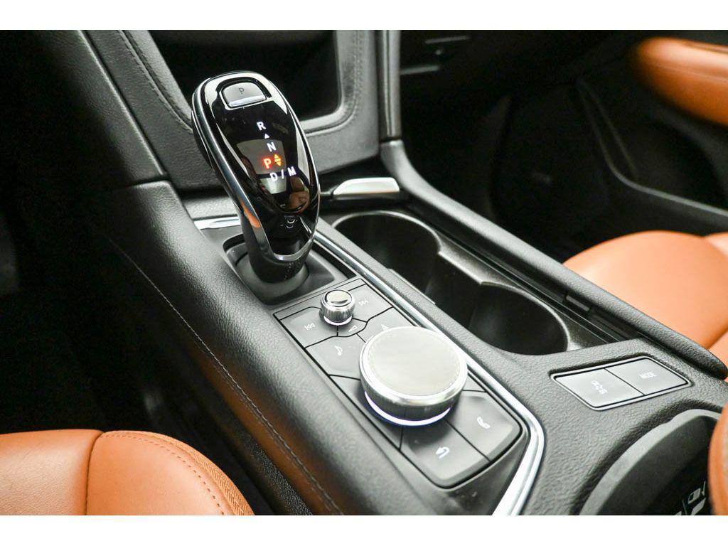 used 2023 Cadillac XT5 car, priced at $35,995