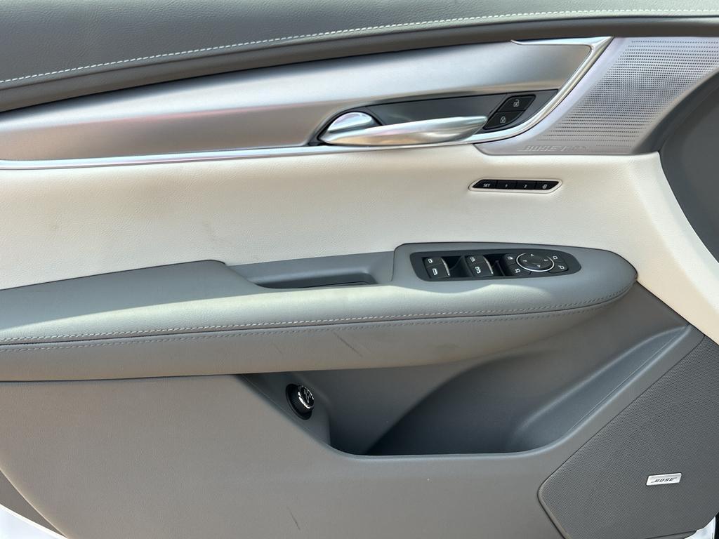 new 2025 Cadillac XT5 car, priced at $61,090