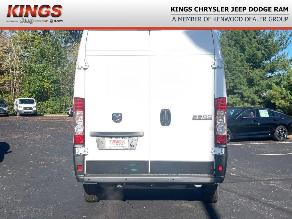 new 2024 Ram ProMaster 2500 car, priced at $42,646