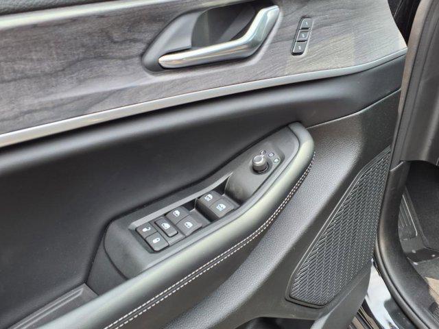 new 2025 Jeep Grand Cherokee car, priced at $49,596