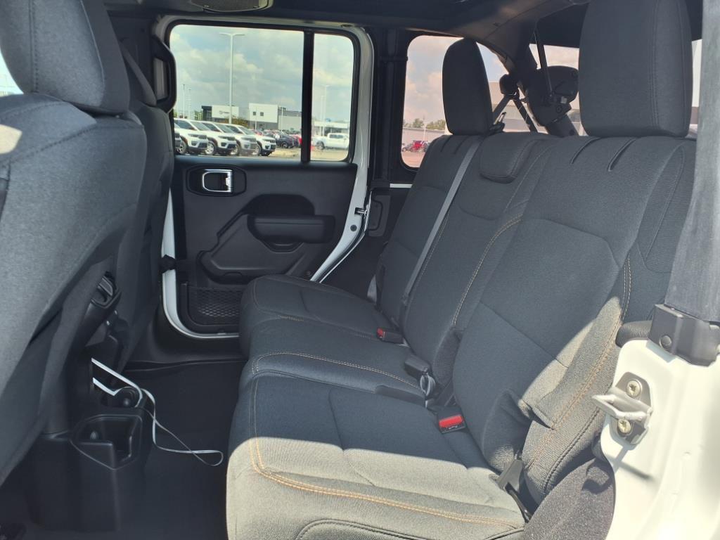 new 2025 Jeep Wrangler car, priced at $46,316