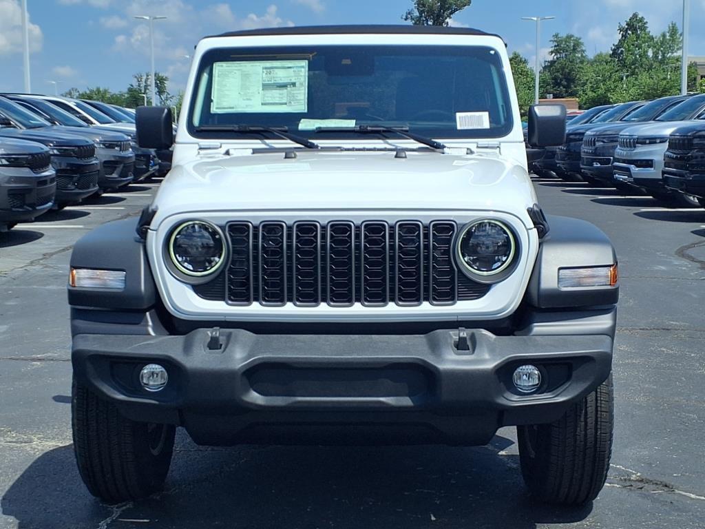 new 2025 Jeep Wrangler car, priced at $46,316