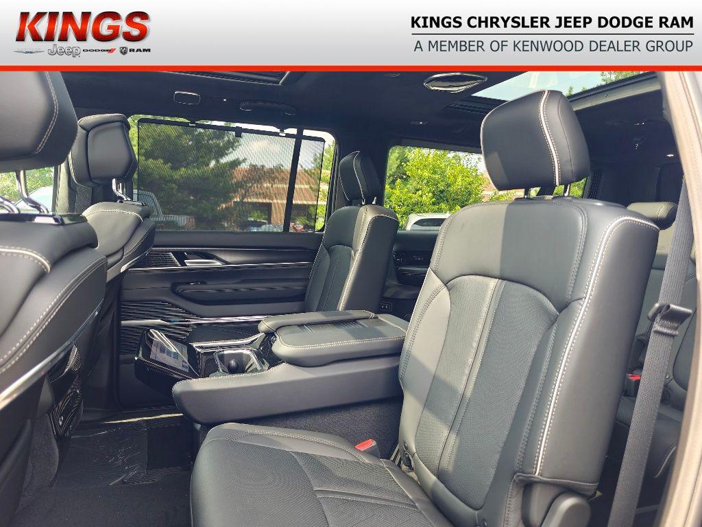 new 2024 Jeep Grand Wagoneer L car, priced at $97,526