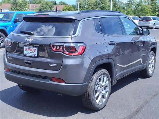 new 2024 Jeep Compass car, priced at $29,215