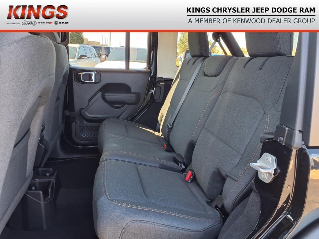 new 2025 Jeep Wrangler car, priced at $46,720