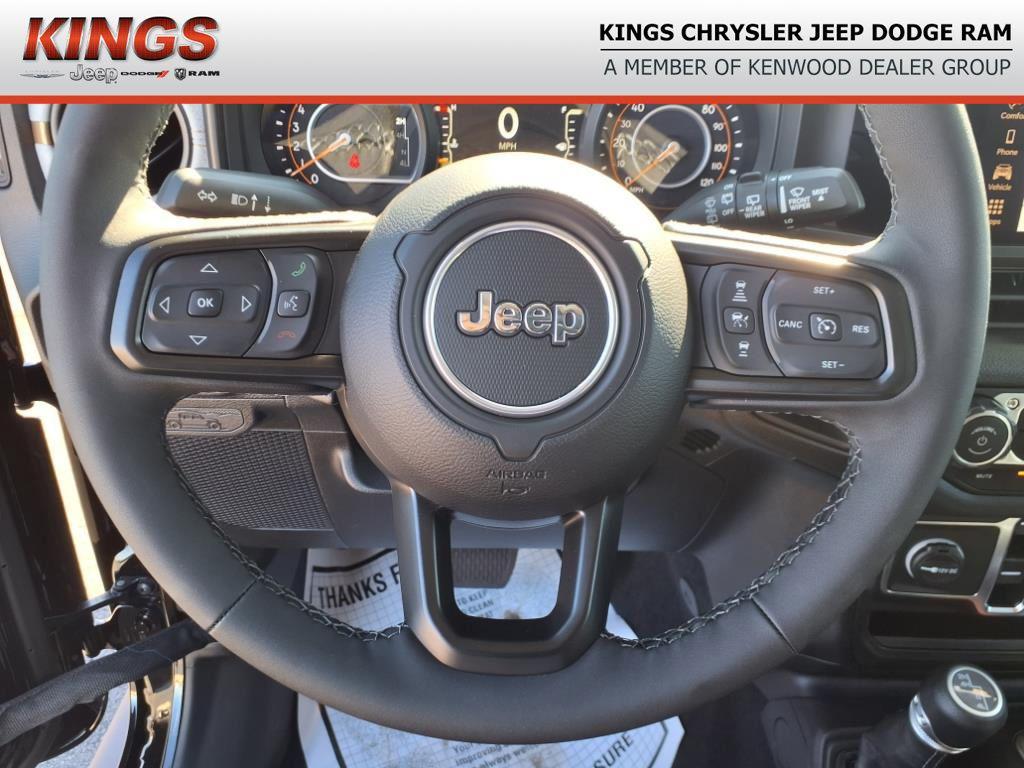 new 2025 Jeep Wrangler car, priced at $46,720