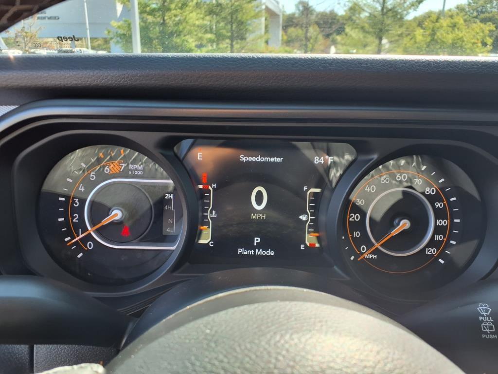 new 2025 Jeep Wrangler car, priced at $47,599