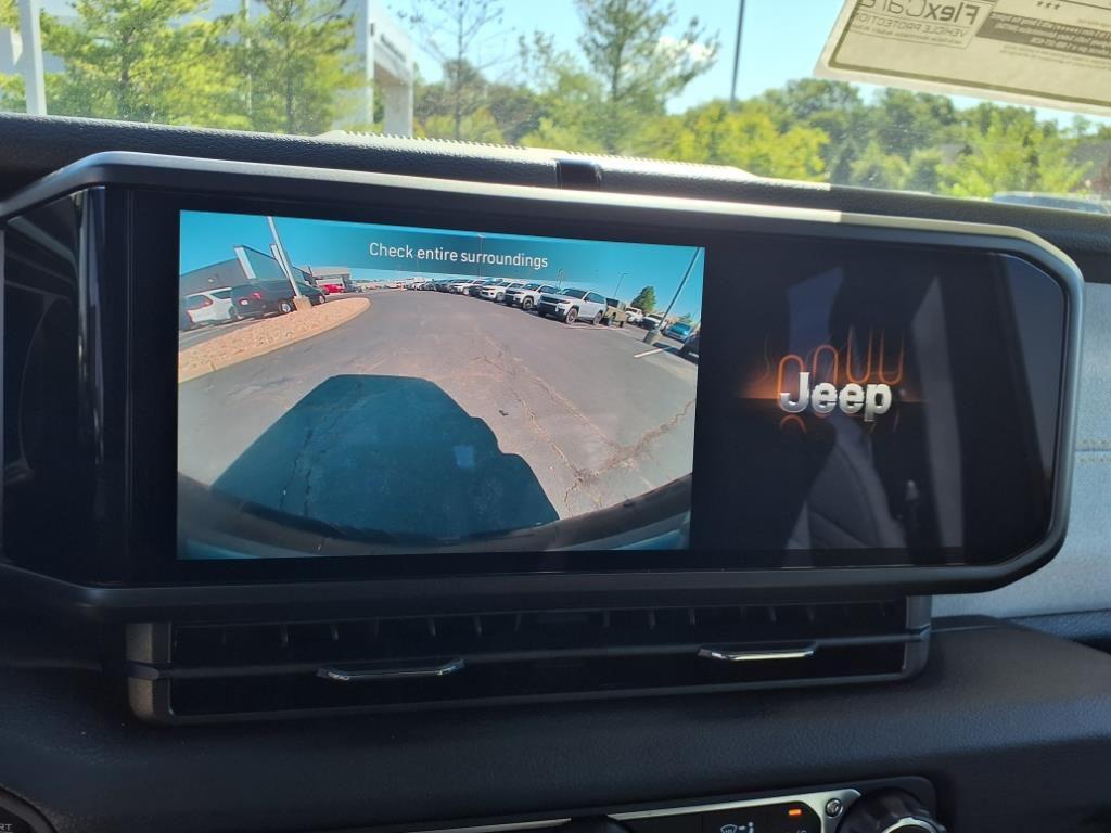 new 2025 Jeep Wrangler car, priced at $47,599