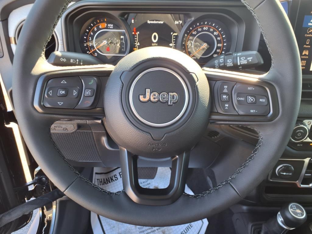 new 2025 Jeep Wrangler car, priced at $47,599