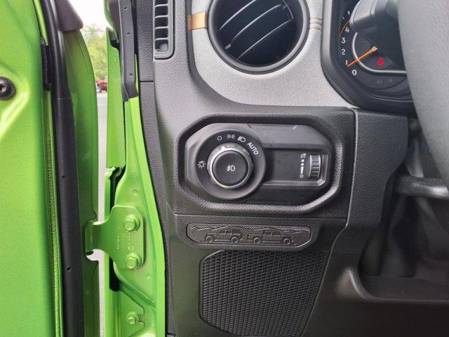 new 2025 Jeep Wrangler car, priced at $46,476