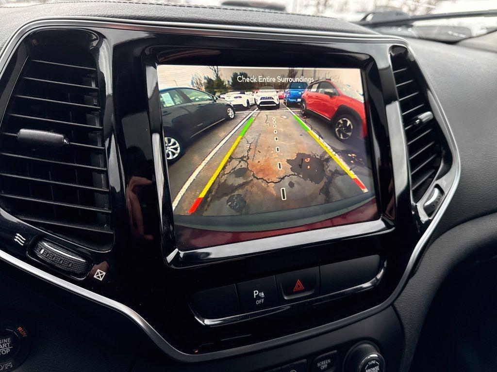 used 2019 Jeep Cherokee car, priced at $19,000